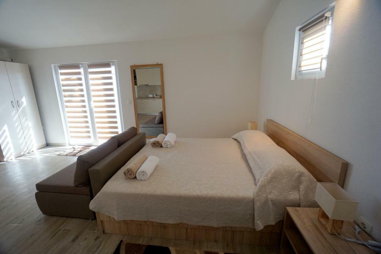 Apartments Sanja Jezera Eksteriør billede