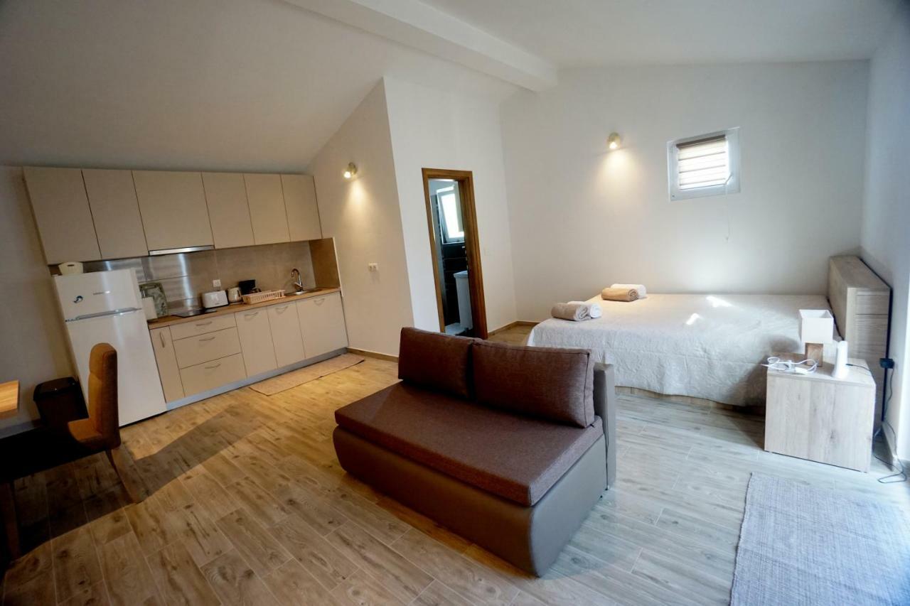 Apartments Sanja Jezera Eksteriør billede